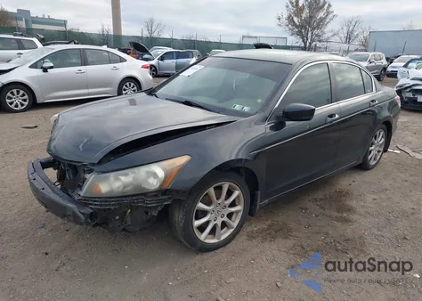 2008 Honda Accord 2.4 Ex z USA, uszkodzony, nr VIN JHMCP26728C002690
